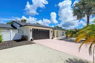 1016 Goshen Rd, Tarpon Springs, FL 34689 - Photo 10