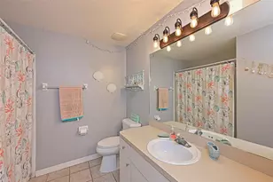 7112 49th Pl E, Palmetto, FL 34221 - Photo 16