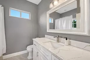 14250 Sundial Pl, Lakewood Ranch, FL 34202 - Photo 46