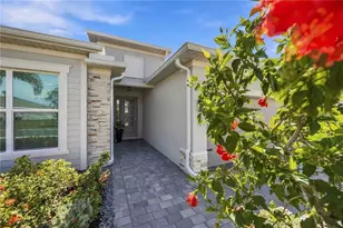 8518 St Kitts Cir, Englewood, FL 34224 - Photo 2