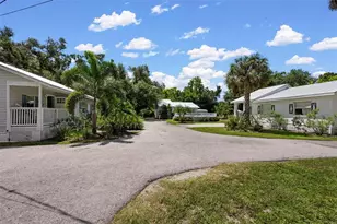 3476 Winton Ave, Sarasota, FL 34234 - Photo 2
