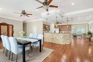 1789 Loma Linda St, Sarasota, FL 34239 - Photo 10