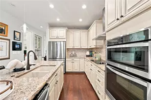 3684 Fescue Ln, Sarasota, FL 34232 - Photo 10