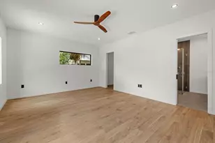 1675 5th St, Sarasota, FL 34236 - Photo 34