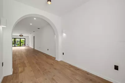 1675 5th Street, Sarasota, FL 34236 - Photo 4