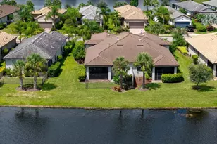 6927 Holbrook Cv, Lakewood Ranch, FL 34202 - Photo 52