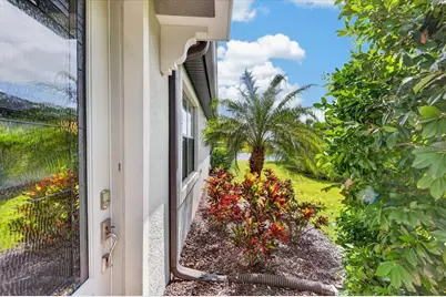 6927 Holbrook Cove, Lakewood Ranch, FL 34202 - Photo 6
