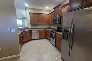 7810 Moonstone Dr, Sarasota, FL 34233 - Photo 2