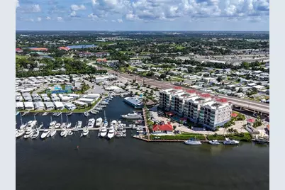 501 Tamiami Trail N #201, Venice, FL 34285 - Photo 50