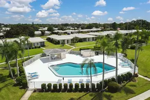3262 Brockton Ln, Sarasota, FL 34239 - Photo 32
