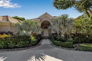 362 Macewen Dr, Osprey, FL 34229 - Photo 2