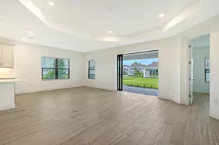 2440 Star Apple Wy, Sarasota, FL 34240 - Photo 8