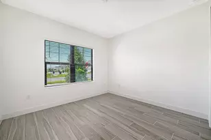 2440 Star Apple Wy, Sarasota, FL 34240 - Photo 34