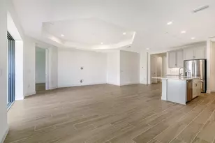 2440 Star Apple Wy, Sarasota, FL 34240 - Photo 20