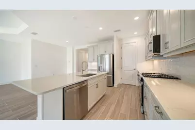2440 Star Apple Way, Sarasota, FL 34240 - Photo 14
