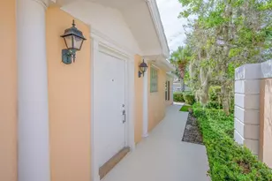 5868 Helicon Pl, Sarasota, FL 34238 - Photo 28