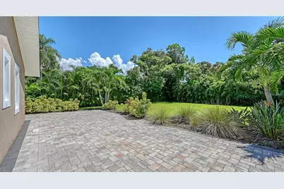 305 Hills Road, Nokomis, FL 34275 - Photo 32
