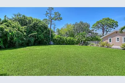 305 Hills Road, Nokomis, FL 34275 - Photo 30