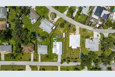 216 24th Street NE, Bradenton, FL 34208 - Photo 20