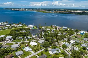 216 24th St NE, Bradenton, FL 34208 - Photo 22