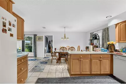 7283 Eleanor Circle, Sarasota, FL 34243 - Photo 4