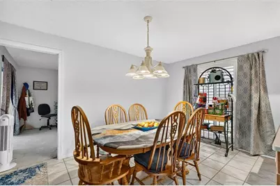 7283 Eleanor Circle, Sarasota, FL 34243 - Photo 8