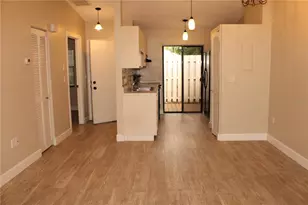 2903 62nd St W, Bradenton, FL 34209 - Photo 6