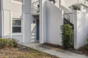 7169 E Bank Dr, Tampa, FL 33617 - Photo 1