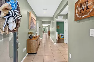 9348 Royal River Cir, Parrish, FL 34219 - Photo 4