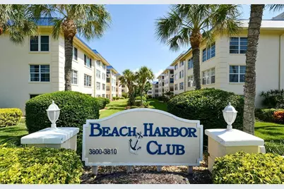 3804 Gulf Of Mexico Drive #B-402, Longboat Key, FL 34228 - Photo 2