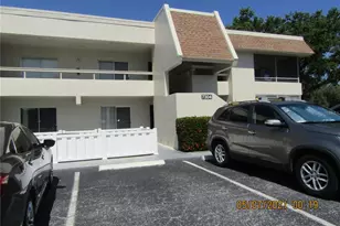 7304 W Country Club Dr N, Sarasota, FL 34243 - Photo 1