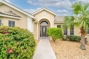 5828 Sandy Pointe Dr, Sarasota, FL 34233 - Photo 2