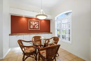 9413 Forest Hills Cir, Sarasota, FL 34238 - Photo 16