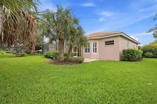 9413 Forest Hills Cir, Sarasota, FL 34238 - Photo 42