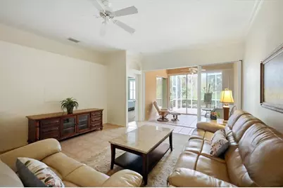 9413 Forest Hills Circle, Sarasota, FL 34238 - Photo 12