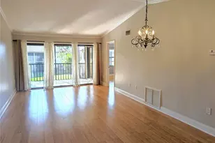 5657 Summerside Ln, Sarasota, FL 34231 - Photo 2