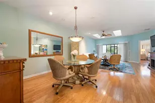 2794 Moss Oak Dr, Sarasota, FL 34231 - Photo 10