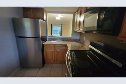 960 Lacosta Circle #2, Sarasota, FL 34237 - Photo 6