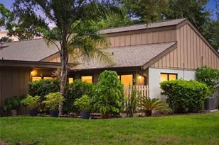 5699 Westwind Ln, Sarasota, FL 34231 - Photo 2