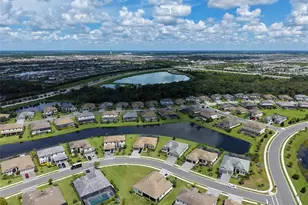 16203 Tradewind Ter, Lakewood Ranch, FL 34211 - Photo 56