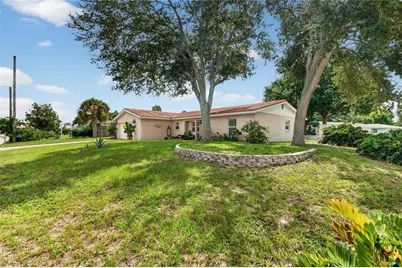 3138 Homasassa Road, Sarasota, FL 34239 - Photo 4