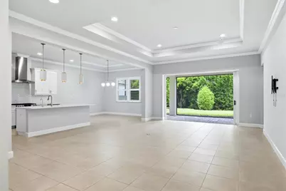 7717 Sandhill Lake Drive, Sarasota, FL 34241 - Photo 12