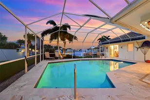 5860 Leeland St S, Saint Petersburg, FL 33715 - Photo 2