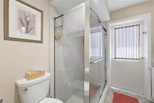 5860 Leeland St S, Saint Petersburg, FL 33715 - Photo 22