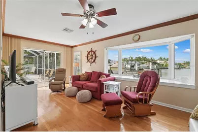 5860 Leeland Street S, Saint Petersburg, FL 33715 - Photo 20