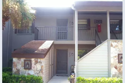 929 Capri Isles Boulevard #22, Venice, FL 34292 - Photo 2