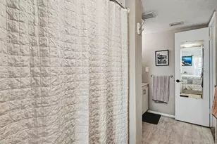 4137 Lake Bayshore Dr, Bradenton, FL 34205 - Photo 16