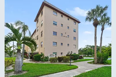 4137 Lake Bayshore Drive #C505, Bradenton, FL 34205 - Photo 2