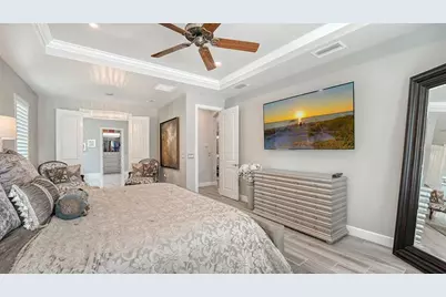 7997 Grande Shores Drive, Lakewood Ranch, FL 34240 - Photo 8