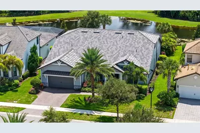 7997 Grande Shores Drive, Lakewood Ranch, FL 34240 - Photo 12